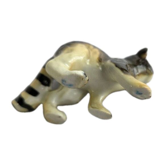 5 Vintage 1950s Shiken JAPAN Bone China RACOON Family MINIATURE Animal FIGURES - Picture 7 of 7